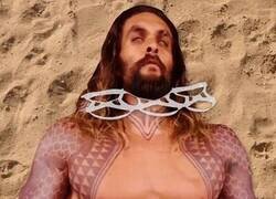 Enlace a Aquaman es otra víctima