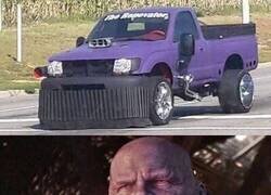 Enlace a Si Thanos fuera un vehículo