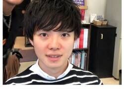 Enlace a Este peluquero japonés demuestra que los peinados son importantes