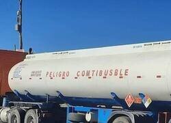 Enlace a Nunca dejes a un disléxico poner un letrero él solo