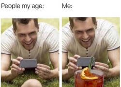 Enlace a Gente de mi edad VS Yo