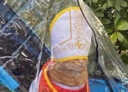 Enlace a El gorro lo deja bastante claro