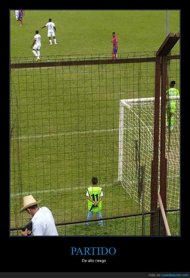 fútbol,pistola,wtf