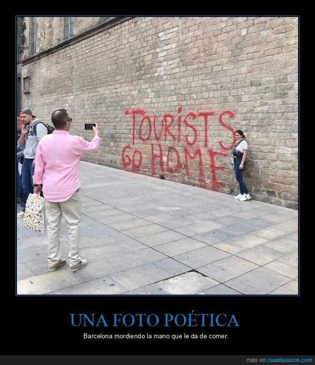 turistas,barcelona,irse,pintada,foto