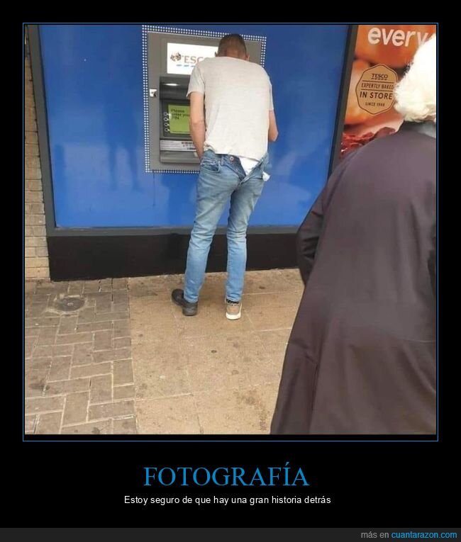 cajero,pantalones,wtf,zapatos