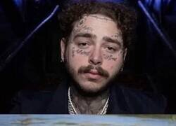 Enlace a El bigote de posmalón son 2 capibaras dándose un beso