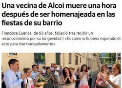 Enlace a Pobre mujer, se fue al otro mundo con un título al menos