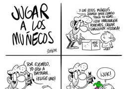 Enlace a Jugando con su hijo y sus antiguos muñecos