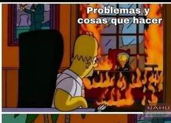 Enlace a Escurriendo el bulto