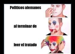 Enlace a Firmando el Pacto de Versalles