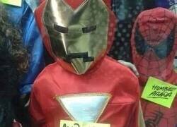 Enlace a Cualquier parecido con los héroes de Marvel es pura coincidencia