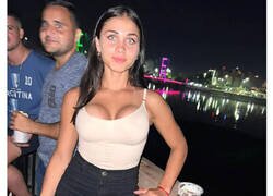 Enlace a Esta chica pidió ayuda en internet para que editaran una foto y las redes reaccionaron como de costumbre