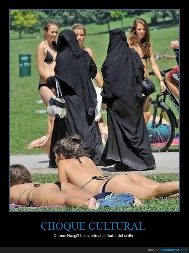 bikinis,burkas