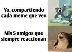 Enlace a Amantes de los memes, levantad la mano