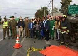 Enlace a Ignorad al cadáver y sonreíd para la foto