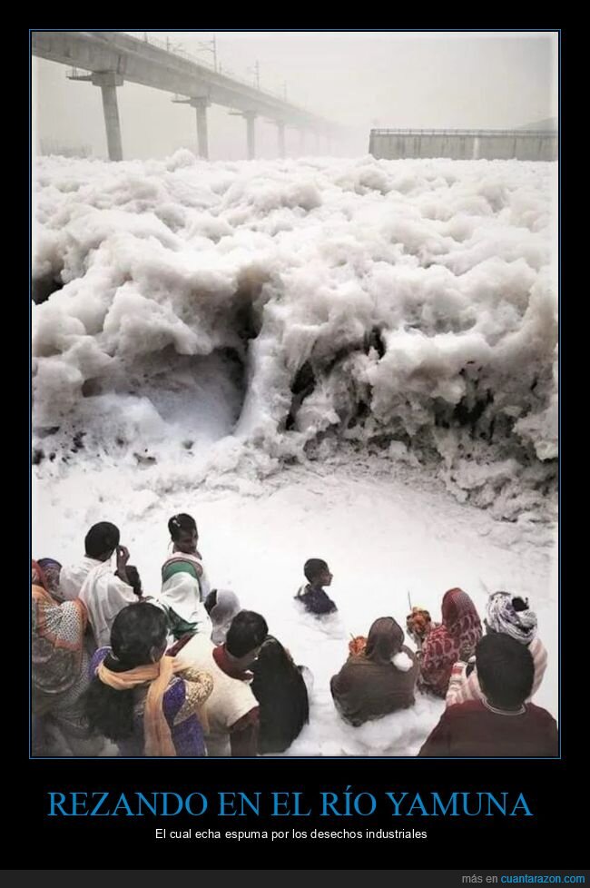 rezando,río,yamuna,india,espuma,desechos industriales