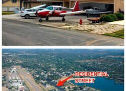 Enlace a El barrio de California diseñado para pilotos cuyas casas tienen hangares como garajes