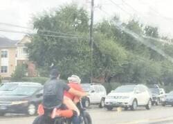 Enlace a Disfrutando de su moto