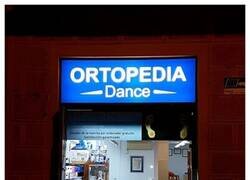 Enlace a No creo que sus clientes sean muy de bailar...