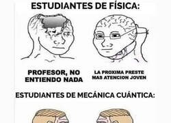 Enlace a Física VS Mecánica cuántica