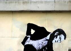 Enlace a Parece que le duele la espalda...