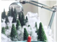 Enlace a Escenas en miniatura que reflejan pensamientos e historias de vida de este artista