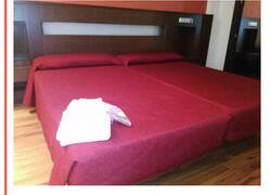 Enlace a Este hombre reservó un hotel que parecía normal para toda su familia pero resultó ser otra cosa