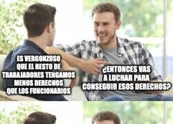 Enlace a Trabajadores VS Funcionarios