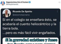 Enlace a Es más fácil vivir engañados...