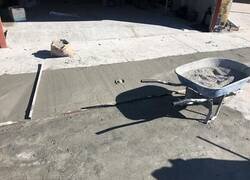 Enlace a Mirad la carilla del perrete