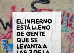 Enlace a Los que habitan el infierno