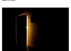 Enlace a Espeluznantes historias cortas de horror que te pondrán la piel de gallina con tan solo dos frases