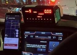 Enlace a Escuchando grandes éxitos