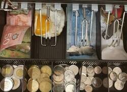 Enlace a Parece que alguien pagó en especies