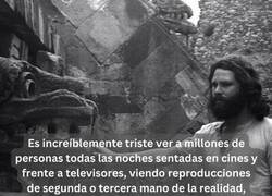 Enlace a La cultura de masas te hipnotiza
