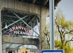 Enlace a Solución drástica para que los peatones canadienses se hagan ver