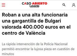 Enlace a La típica gargantilla que te pones para pasear por el centro