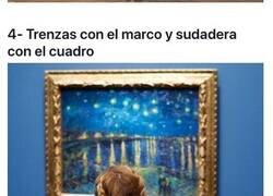 Enlace a Divertidas imágenes de personas que iban vestidas igual que el cuadro que estaban viendo