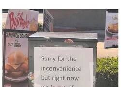 Enlace a Carteles tan divertidos como inesperados que te sacarán una sonrisa