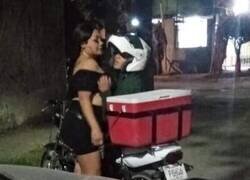 Enlace a Por eso llegó la comida fría...