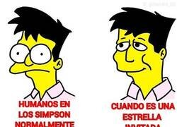 Enlace a Personas normales VS Famosos en Los Simpson