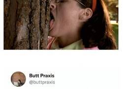 Enlace a Memes sobre madres que muestran los altibajos de criar hijos