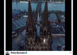 Enlace a Las mayores maravillas antiguas, estructuras modernas icónicas y edificios de importancia cultural