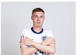 Enlace a Photoshopeando a Cole Palmer