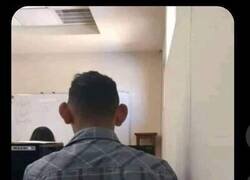 Enlace a Así es imposible oír nada