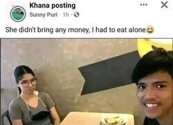 Enlace a Ella tiene cara de tener hambre...