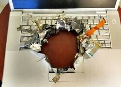 Enlace a Pequeño problema con el portátil