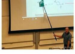Enlace a Ingeniosos memes sobre ciencia que combinan humor y conocimiento a la perfección