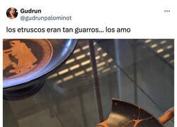 Enlace a Elegantes vajillas etruscas