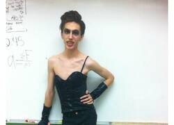 Enlace a Personas que pasaron por unos 